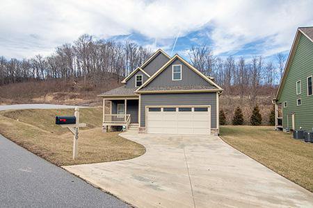 Long Term Rentals https://stayblueridge.icnd-cdn.com/images/longtermrentals/190WestTown-139SM.jpg